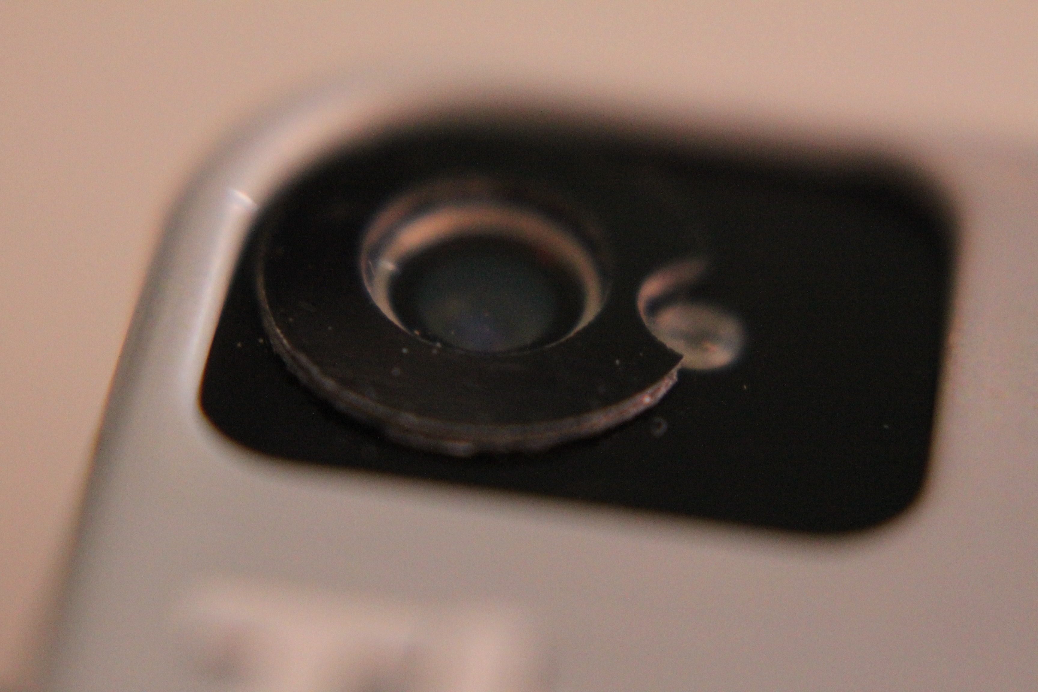 iPhone lens magnet sticker
