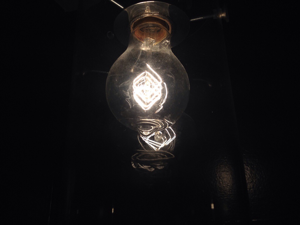 Edison bulb